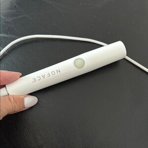 NuFace White Skincare Wand
